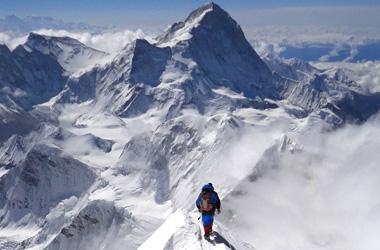 Dãy núi Everest nổi tiếng
